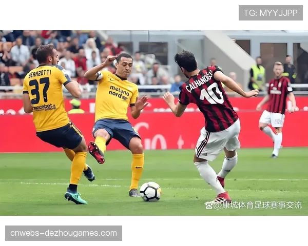 弗罗西诺内0-3完败于博洛尼亚，保级前景黯淡